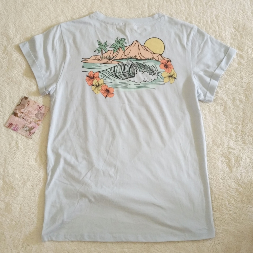 Vibe N' "ALOHA"🤙 Graphic Tee - NWT - Picture 2 of 14